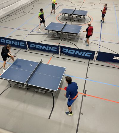 Tischtennistraining in unserer neuen Halle